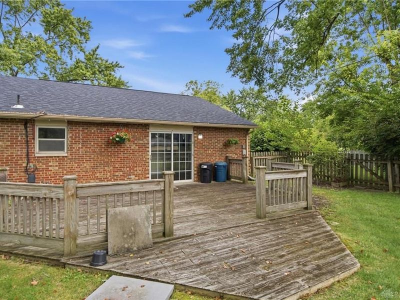 3834 Willow Creek Drive, Clayton, OH 45415 Photo 5