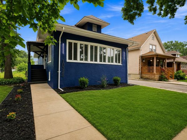10735 S Prospect Avenue, Chicago, IL 60643