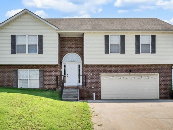 2657 Arthurs Ct, Clarksville, TN 37040
