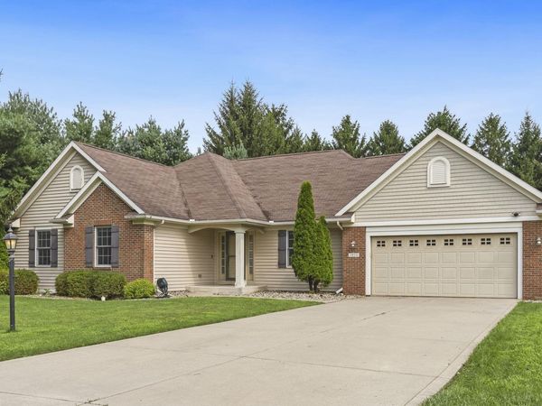 1923 Greenwood Drive, Goshen, IN 46526