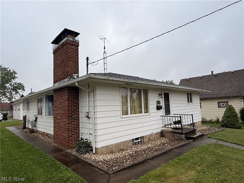 2531 Connecticut Avenue SE, Massillon, OH 44646 Photo 2