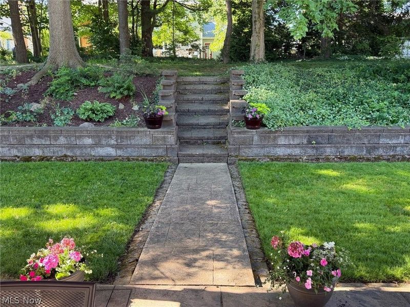 6672 Beverly May Drive, Independence, OH 44131 Photo 11
