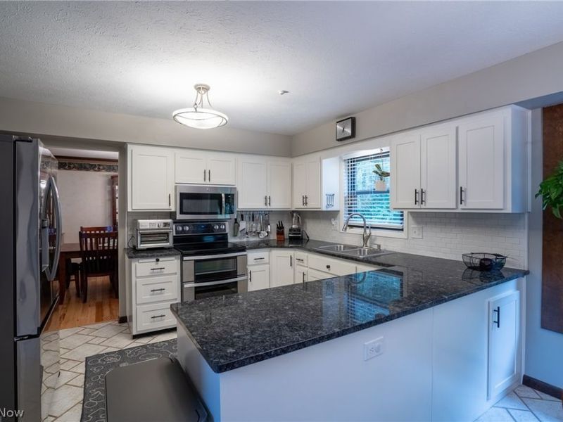 6672 Beverly May Drive, Independence, OH 44131 Photo 17