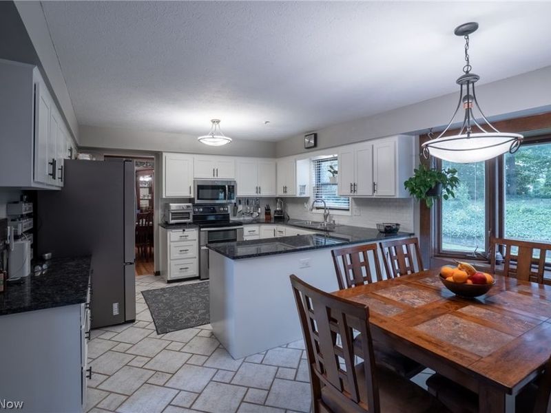 6672 Beverly May Drive, Independence, OH 44131 Photo 18