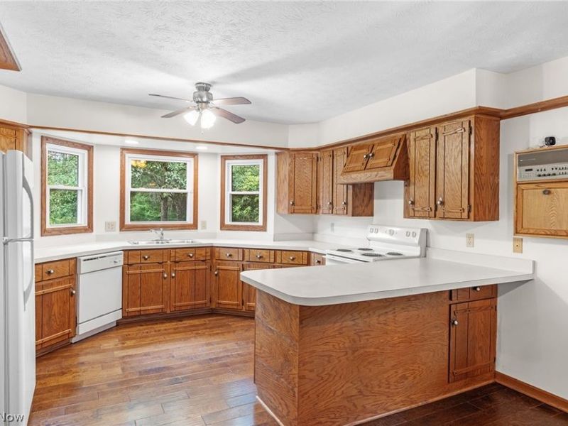 1404 Kristen Circle, Mogadore, OH 44260 Photo 10