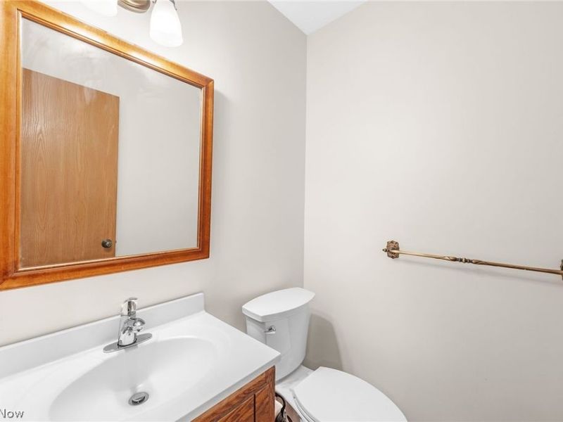 1404 Kristen Circle, Mogadore, OH 44260 Photo 14