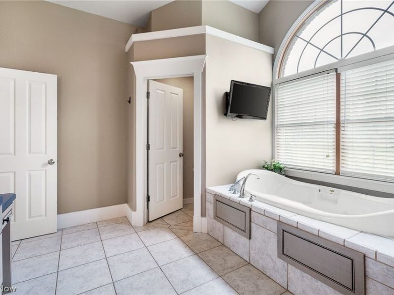 4493 Shanks Phalanx Road, Southington, OH 44470 Photo 12