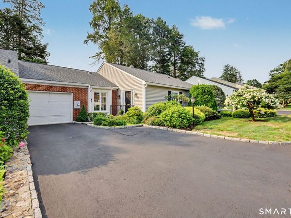 7 Bank, New Canaan, CT 06840
