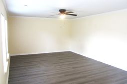 178 Tibton Circle photo 4
