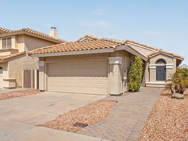 19407 N 77TH Avenue, Glendale, AZ 85308