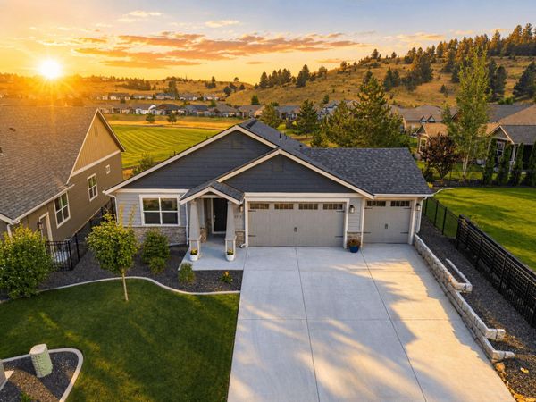 21491 E Valley Vista Dr, Liberty Lake, WA 99019