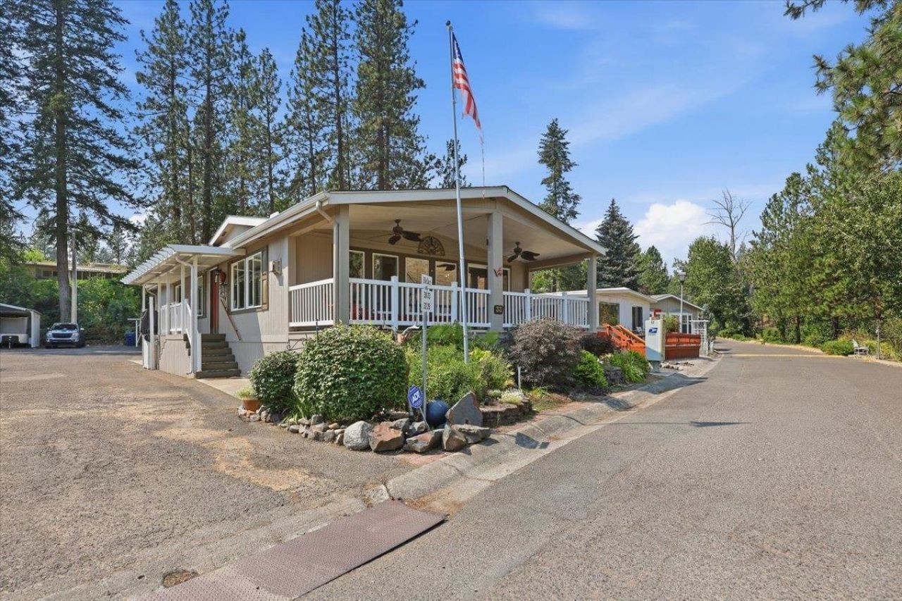 3231 W Boone, #33, Spokane, WA 99212 Main Photo