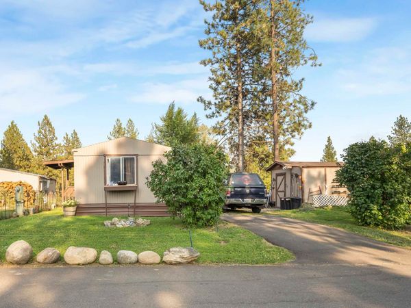 35312 N Newport Hwy, Chattaroy, WA 99003