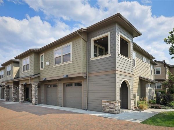 24481 E Pinnacle Ct, Liberty Lake, WA 99019