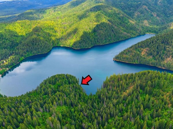 631 Marshall Lake Rd, Newport, WA 99156