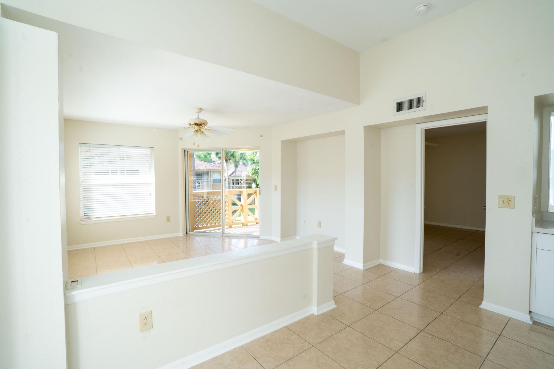 4791 Via Palm Lakes, Unit 1709, West Palm Beach, FL 33417 Photo