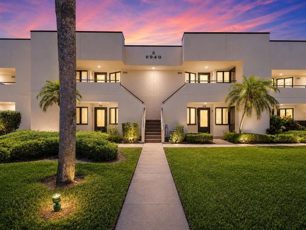 6940 SE CONSTITUTION Boulevard, Unit 203, Hobe Sound, FL 33455
