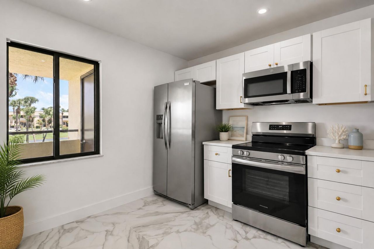 6940 SE Constitution Boulevard, Unit 203, Hobe Sound, FL 33455 Photo