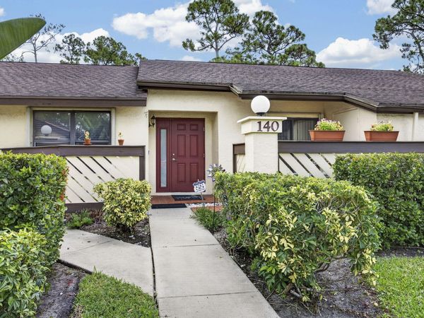 140 KARANDA Court, Royal Palm Beach, FL 33411