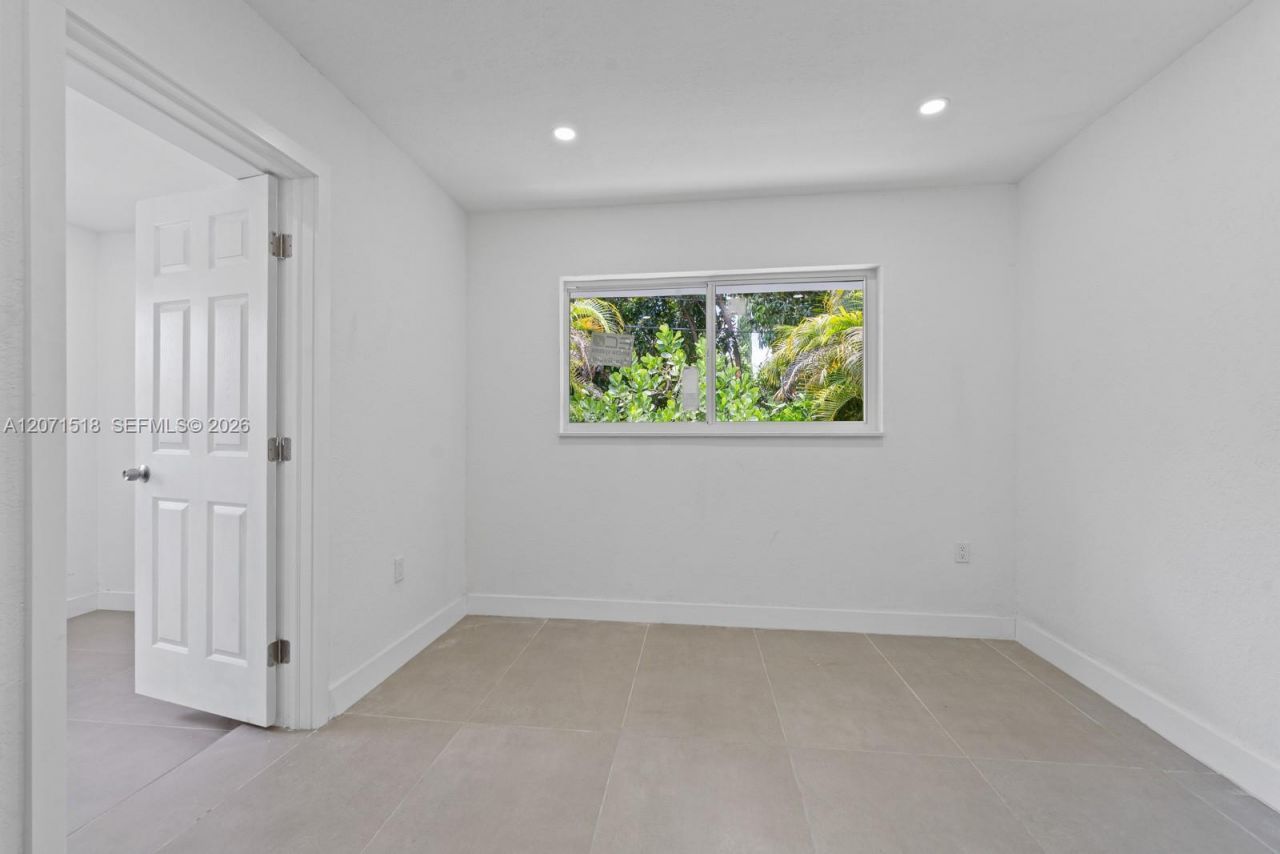 1849 NW 16th St , Unit 1, Miami, FL 33125 Photo