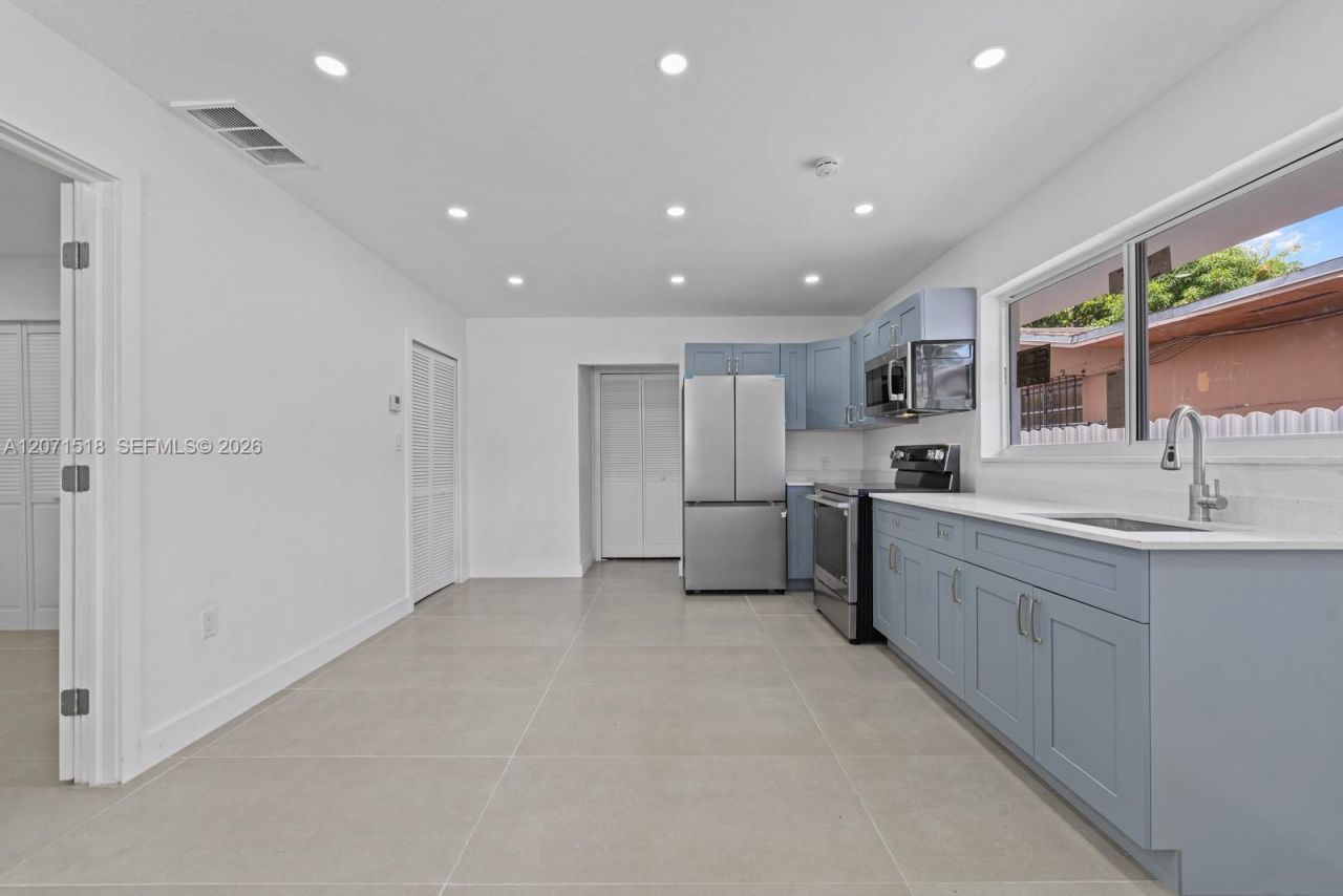 1849 NW 16th St , Unit 1, Miami, FL 33125 Photo