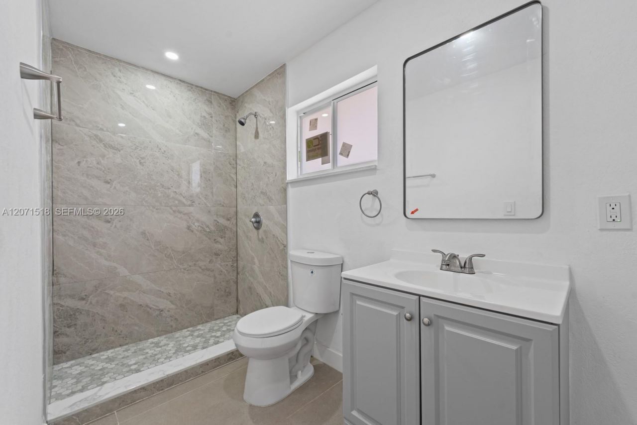 1849 NW 16th St , Unit 1, Miami, FL 33125 Photo