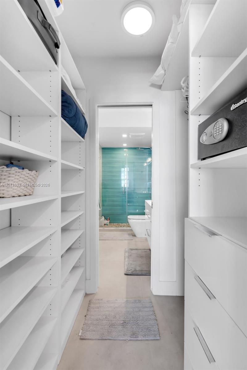 100 Lincoln Rd , Unit 539, Miami Beach, FL 33139 Photo