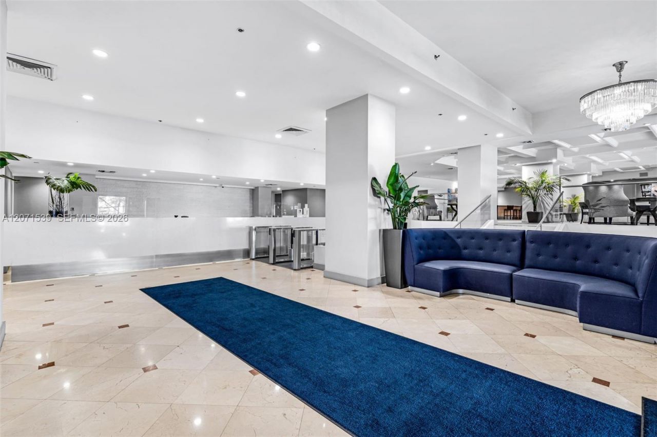 100 Lincoln Rd , Unit 539, Miami Beach, FL 33139 Photo