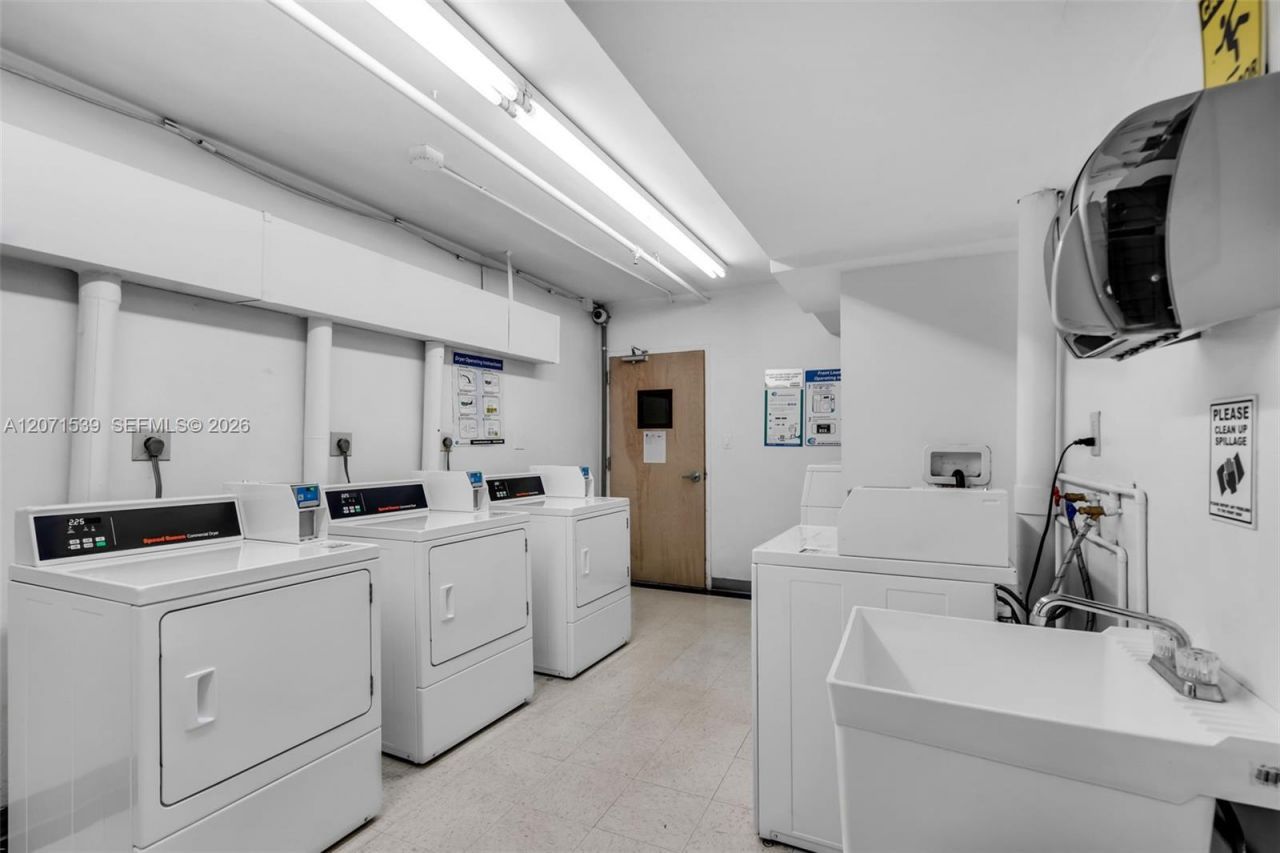 100 Lincoln Rd , Unit 539, Miami Beach, FL 33139 Photo
