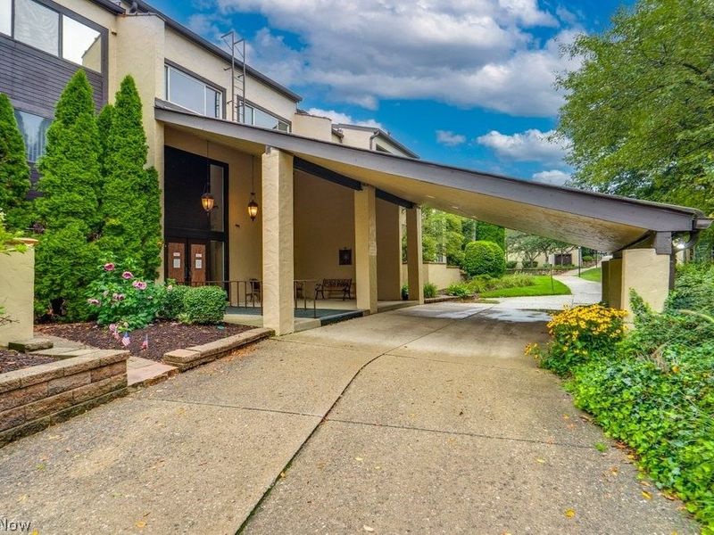 1012 Bunker Drive, Unit 106, Fairlawn, OH 44333 Photo 1