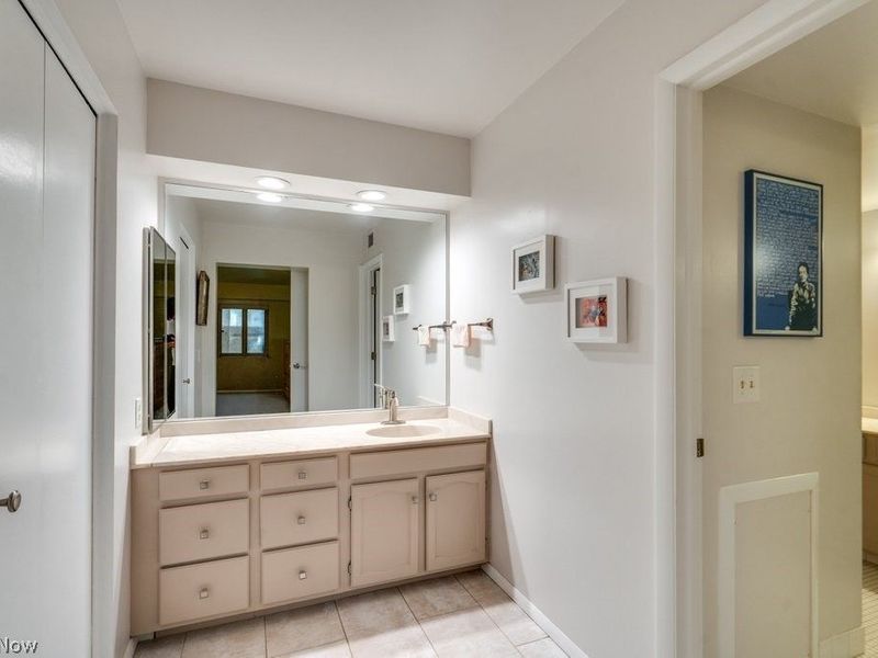 1012 Bunker Drive, Unit 106, Fairlawn, OH 44333 Photo 15