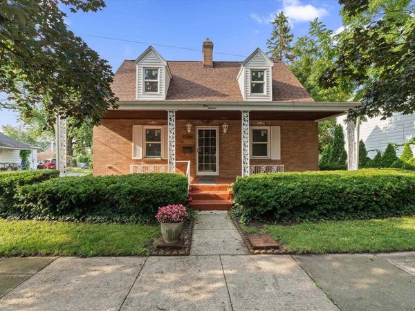 916 E Grove Street, Mishawaka, IN 46545