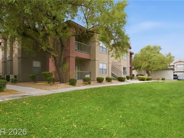 8000 Badura Avenue, Unit 1020, Las Vegas, NV 89113