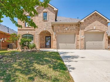 15721 Landing Creek Lane, Fort Worth, TX 76262