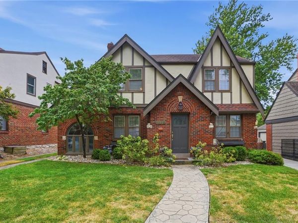 1279 W 72nd Terrace, Kansas City, MO 64114