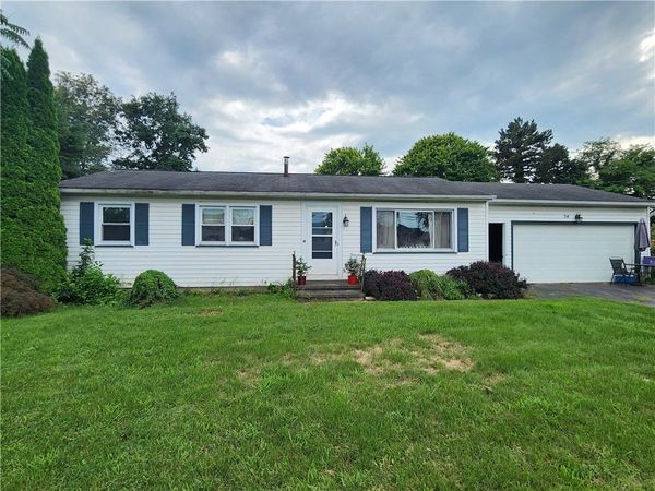 54 Kittleberger Park, Webster, NY 14580