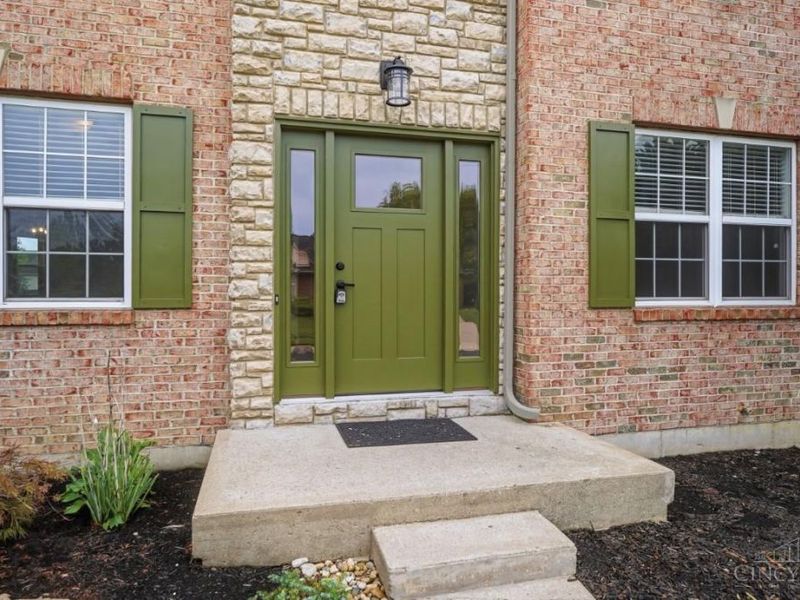 1325 Tecumseh Drive, Hamilton Township, OH 45039 Photo 4