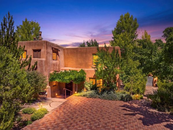 414 Acequia Madre , Santa Fe, NM 87505