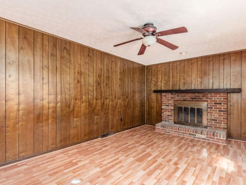 646 Darlene Place , Galloway, OH 43119 Photo 16