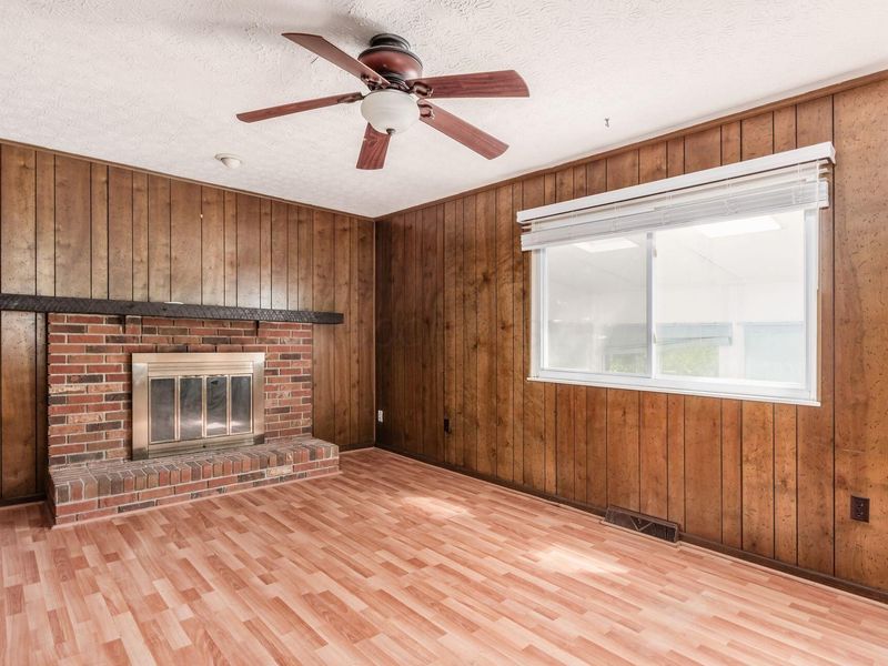 646 Darlene Place , Galloway, OH 43119 Photo 17