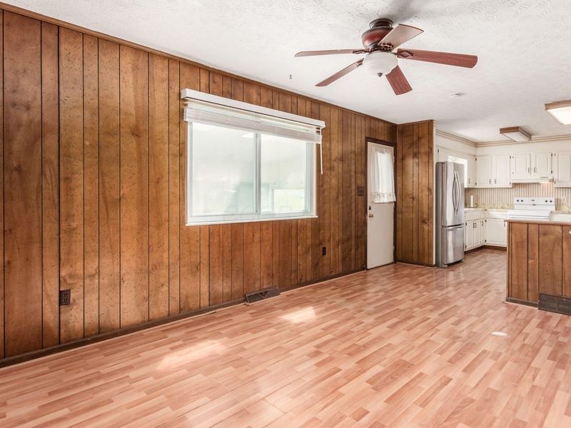 646 Darlene Place , Galloway, OH 43119 Photo 18