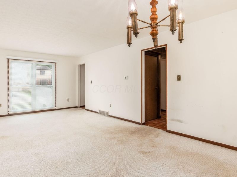 646 Darlene Place , Galloway, OH 43119 Photo 9
