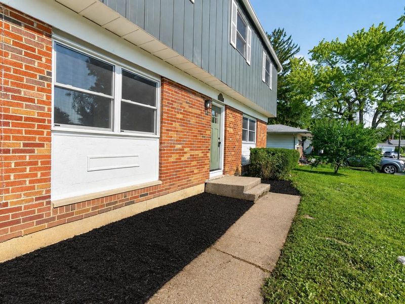 3861 Tamara Drive , Grove City, OH 43123 Photo 4