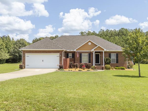 625 TWELVE OAKS DR, Adamsville, TN 38310
