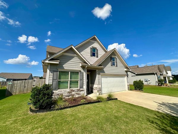 303 SHEPHERDS Loop, Jasper, AL 35504