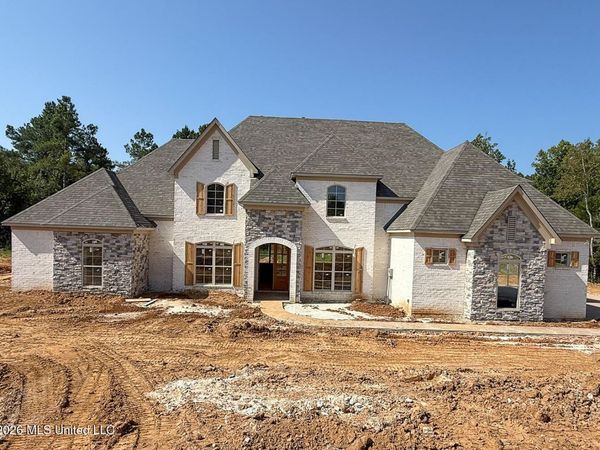 357 Poplar Lane, Holly Springs, MS 38635
