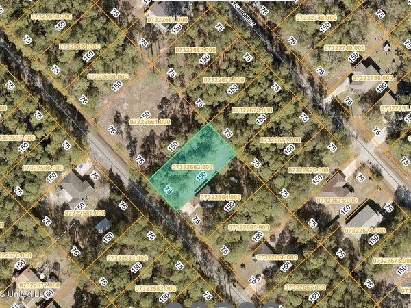 000 Gum Street, Ocean Springs, MS 39564