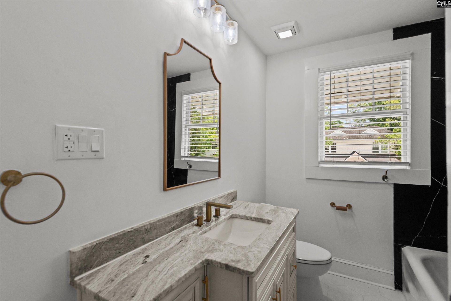 1731 Maplewood Drive Photo 32