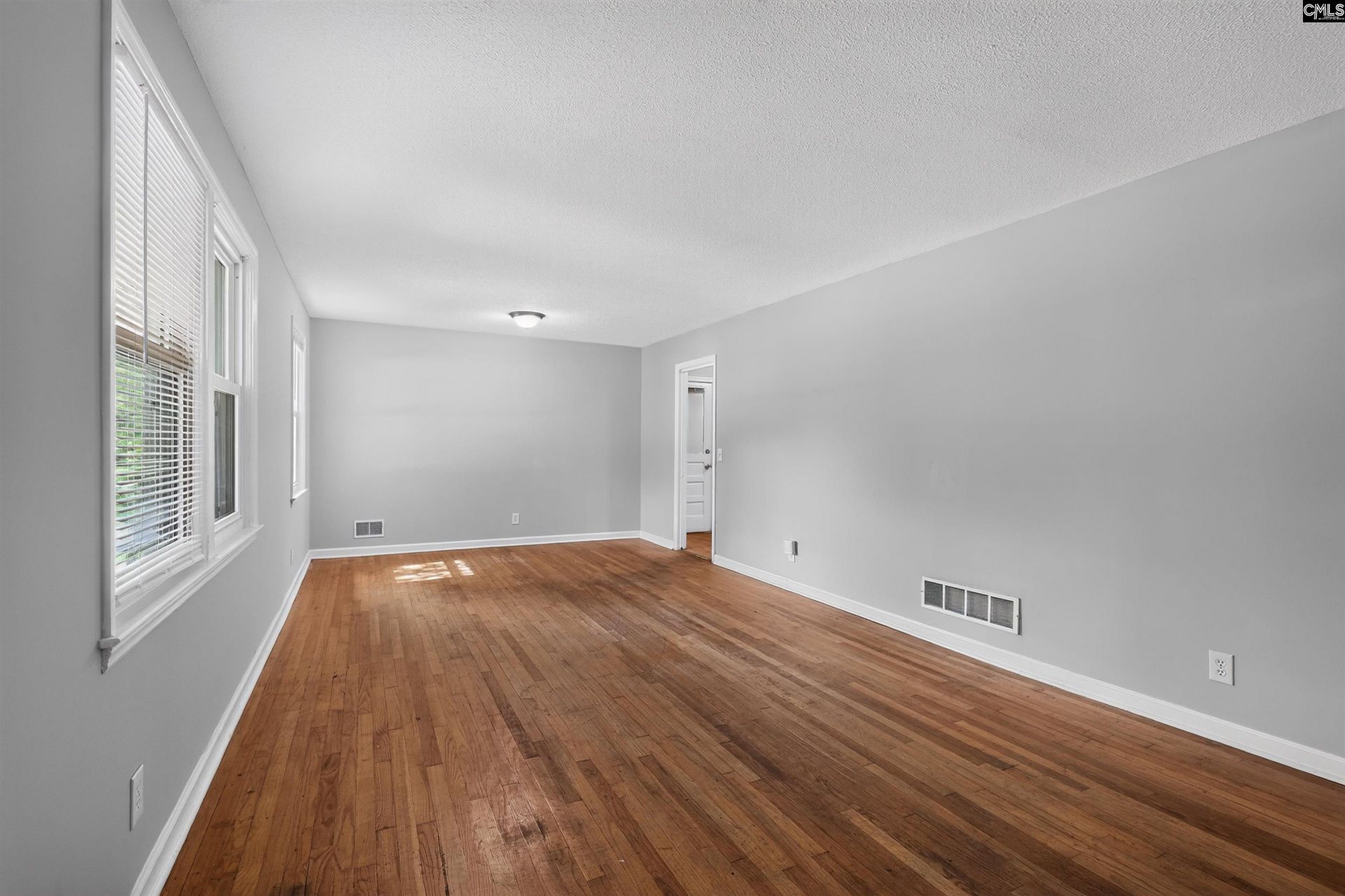 609 Westover Road Photo 10