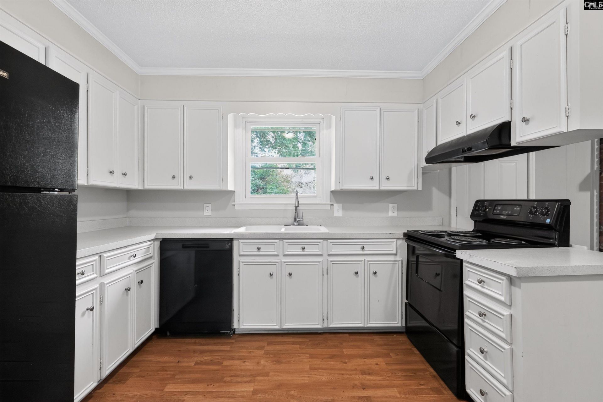 609 Westover Road Photo 14